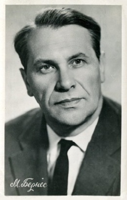 ������ ����